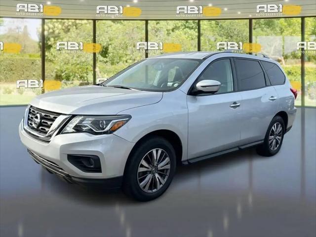 2020 Nissan Pathfinder SL 4WD for sale in Detroit, MI