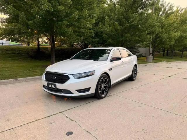 2016 Ford Taurus SHO for sale in Berwyn, IL