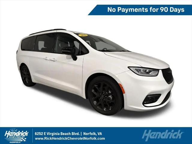 2025 Chrysler Pacifica Limited for sale in Norfolk, VA