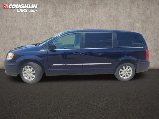 2013 Chrysler Town & Country Touring for sale in Lewis Center, OH