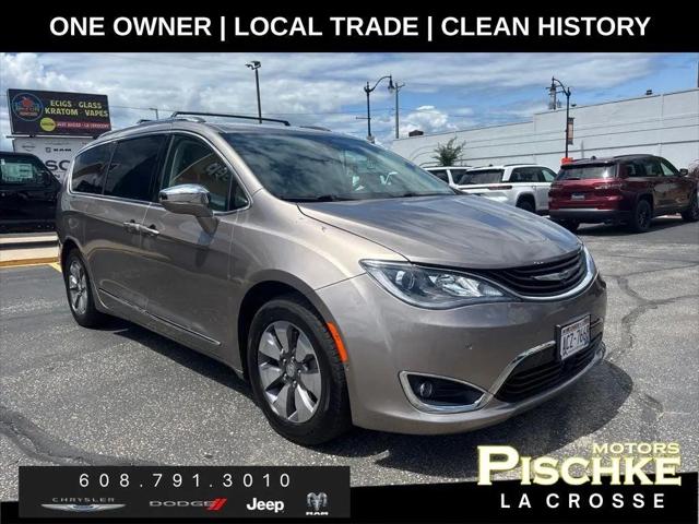2018 Chrysler Pacifica Hybrid Limited for sale in La Crosse, WI