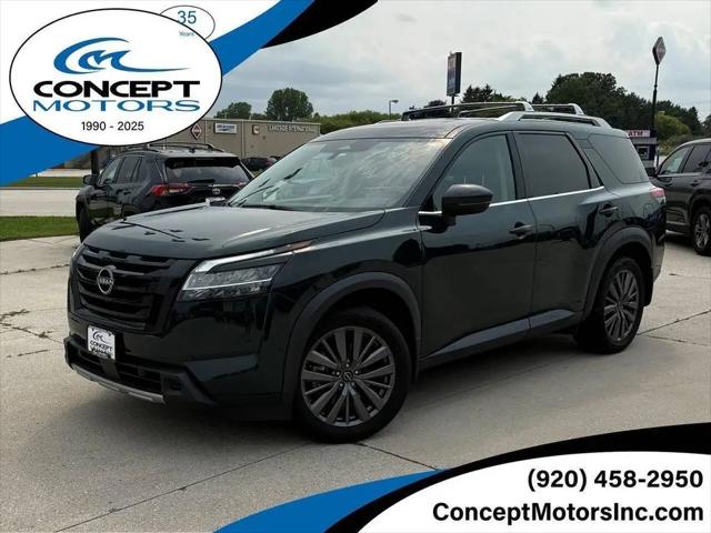 2023 Nissan Pathfinder SL 4WD for sale in Sheboygan, WI