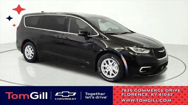 2023 Chrysler Pacifica Touring L for sale in Florence, KY