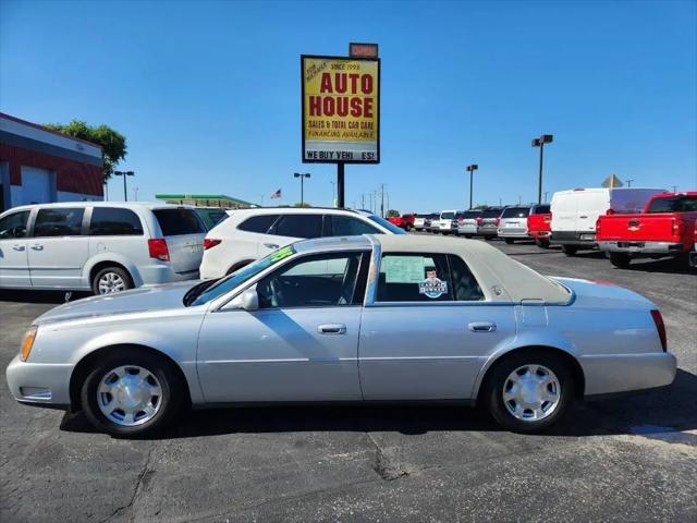 2001 Cadillac DeVille Standard for sale in Waukesha, WI