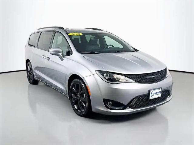 2020 Chrysler Pacifica Touring L Plus for sale in Staten Island, NY