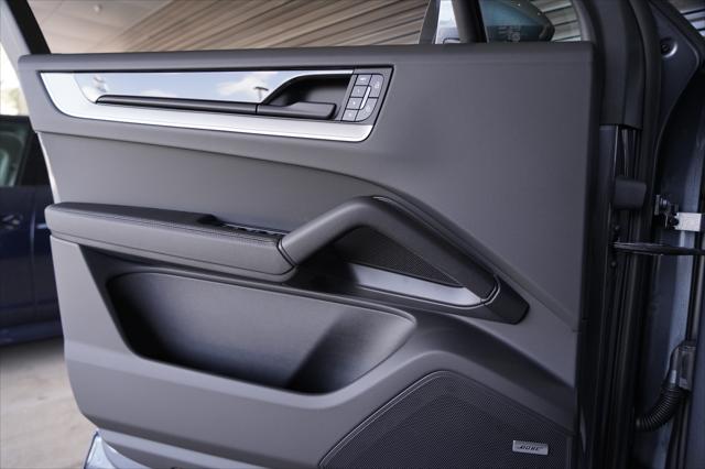 2026 Porsche Cayenne Unknown