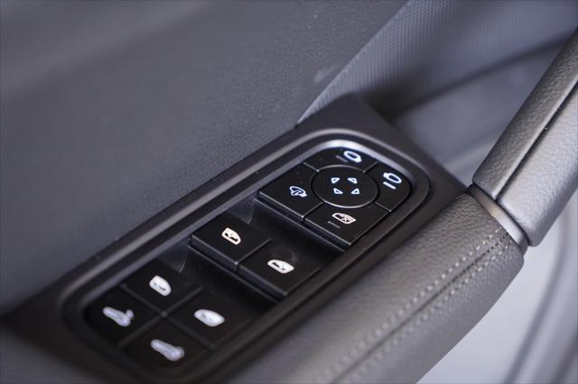 2026 Porsche Cayenne Unknown