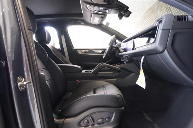2026 Porsche Cayenne Unknown