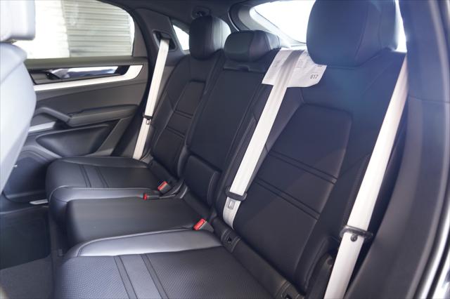 2026 Porsche Cayenne Unknown