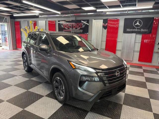 2024 Nissan Rogue SV FWD for sale in Royal Oak, MI