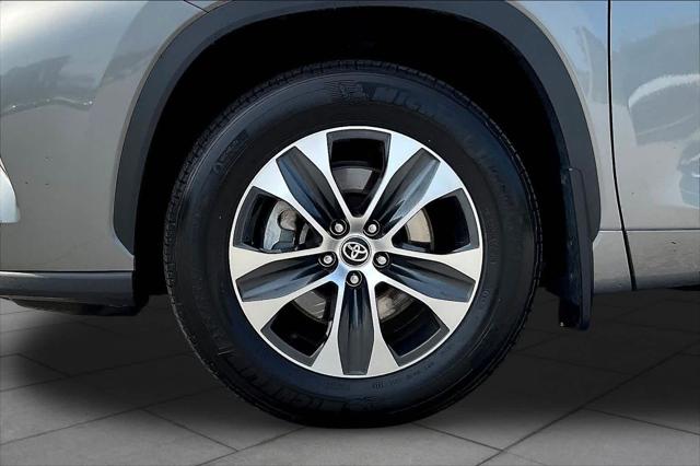 Certified Used 2025 Heavy Metal Toyota XLE image 45