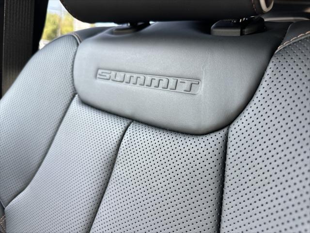 2027 Jeep Grand Cherokee Summit 2027 Jeep Grand Cherokee Summit