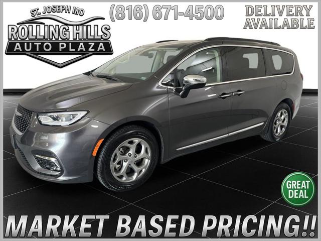 2023 Chrysler Pacifica Limited for sale in Saint Joseph, MO
