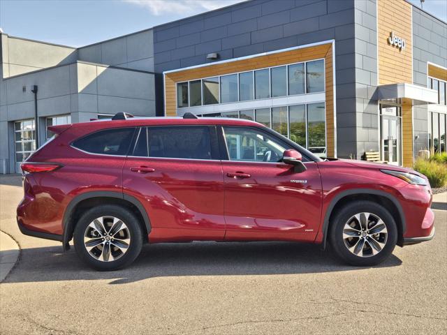 2021 Toyota Highlander Hybrid XLE