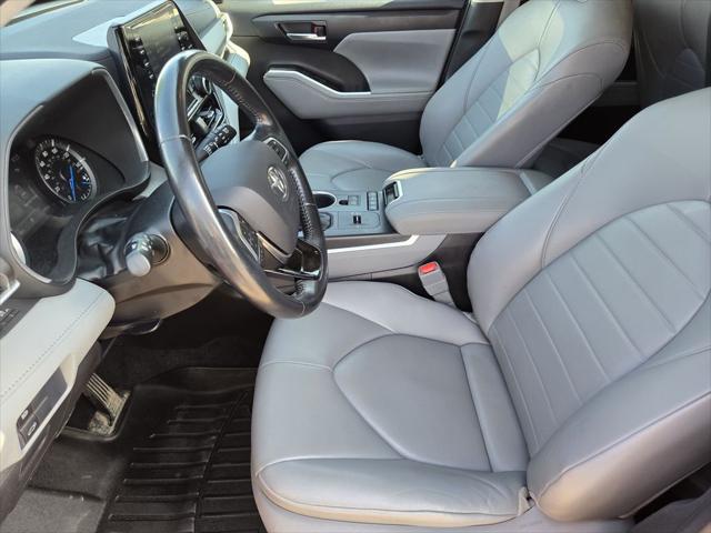 2021 Toyota Highlander Hybrid XLE