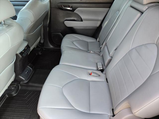 2021 Toyota Highlander Hybrid XLE