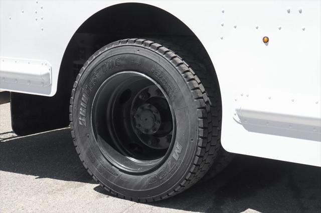 2021 Freightliner MT45G Walk-in Van