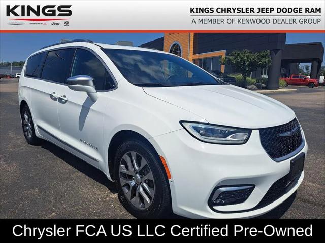 2022 Chrysler Pacifica Hybrid Pinnacle for sale near Cincinnati, OH