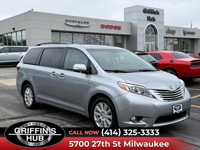 2017 Toyota Sienna Limited 7 Passenger for sale in Milwaukee, WI