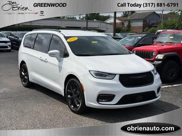 2022 Chrysler Pacifica Touring L AWD for sale in Greenwood, IN