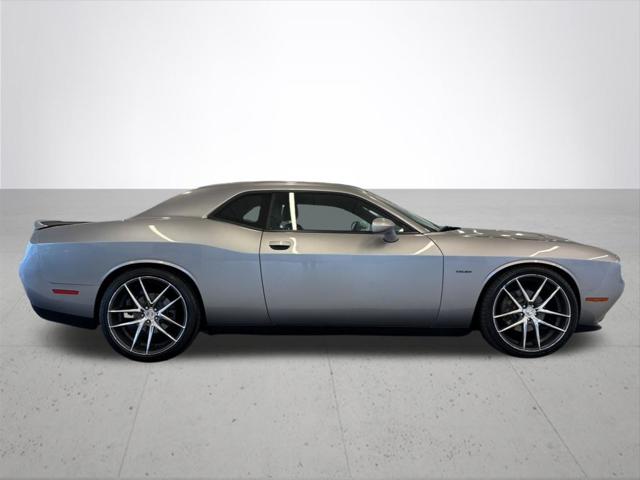 2015 Dodge Challenger SXT Plus or R/T