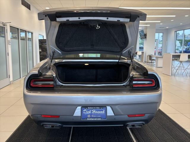 2015 Dodge Challenger SXT Plus or R/T