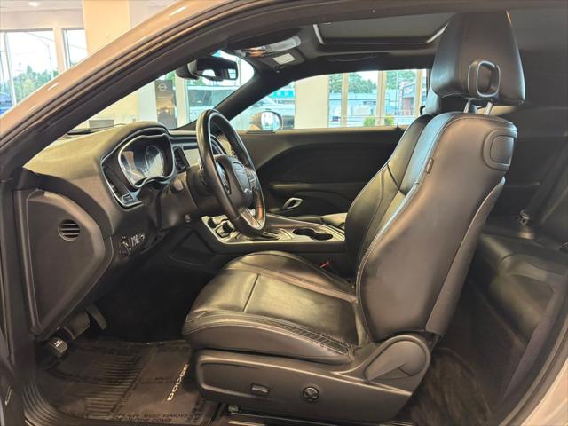 2015 Dodge Challenger SXT Plus or R/T