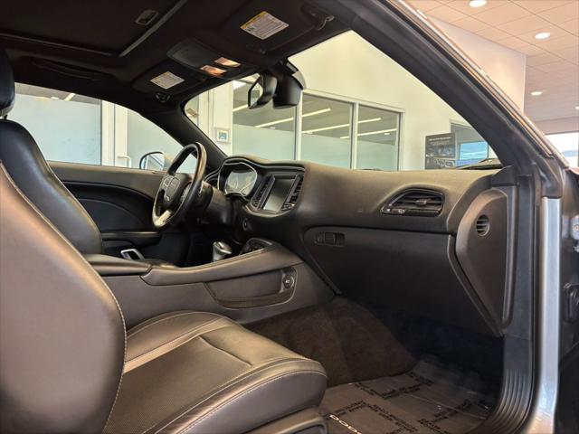 2015 Dodge Challenger SXT Plus or R/T