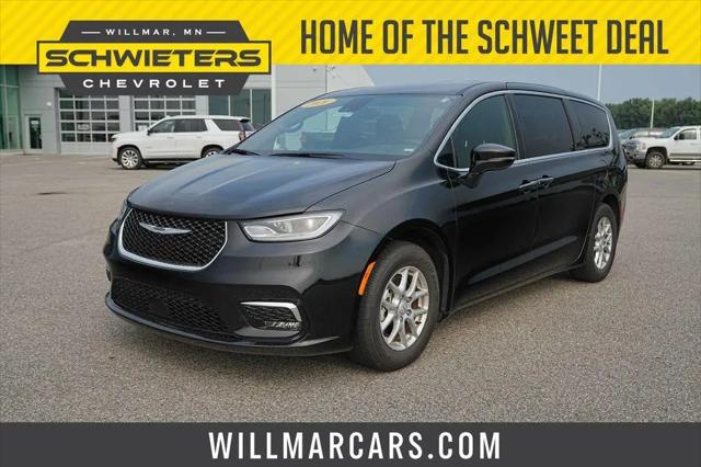 2026 Chrysler Pacifica Select for sale in Willmar, MN