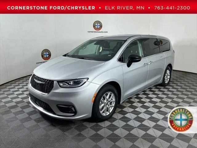 2024 Chrysler Pacifica Touring L for sale in Elk River, MN