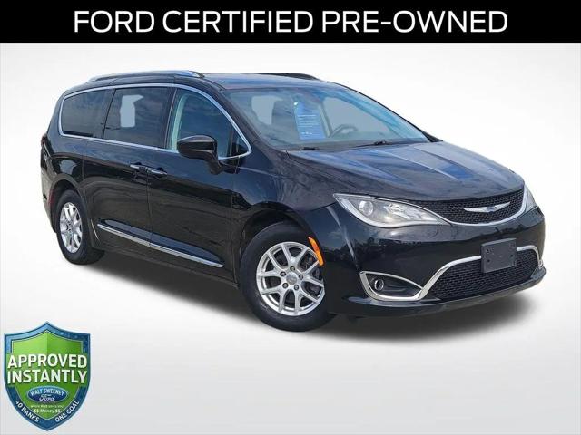 2020 Chrysler Pacifica Touring L for sale in Cincinnati, OH