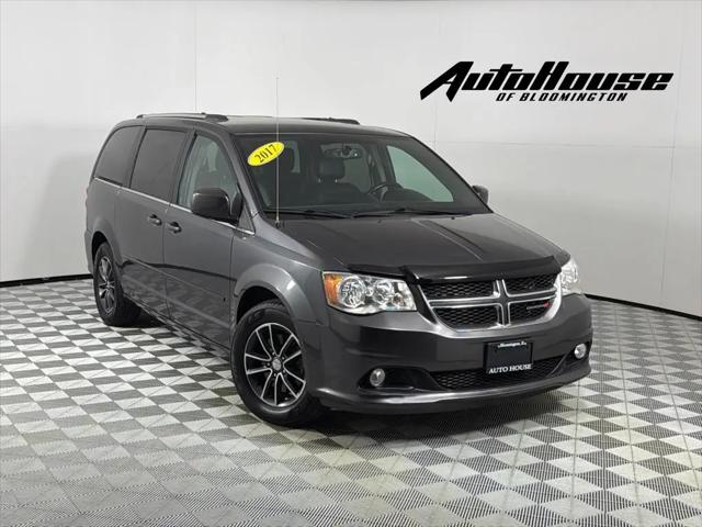 2017 Dodge Grand Caravan SXT for sale in Bloomington, IL