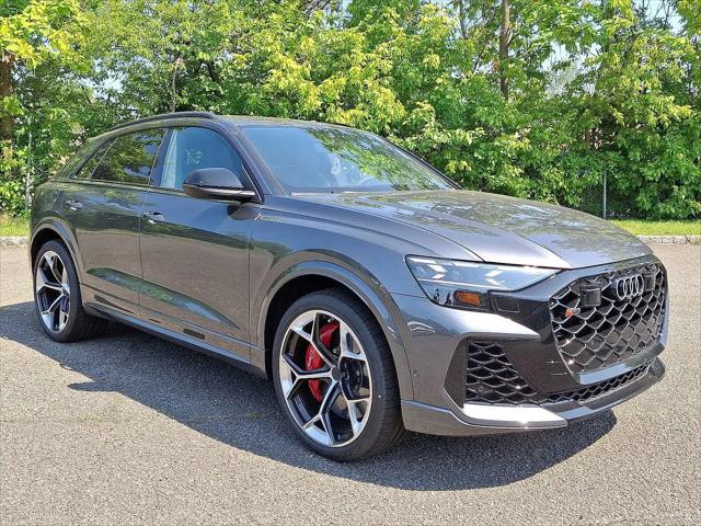 2026 Audi RS Q8 performance quattro tiptronic