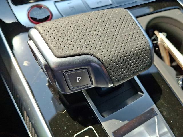 2026 Audi RS Q8 performance quattro tiptronic