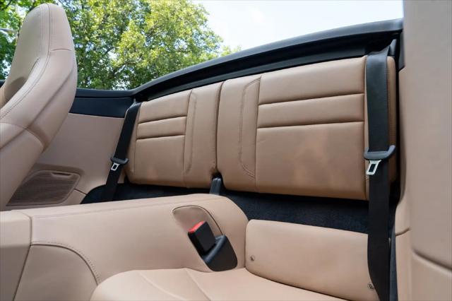 2022 Porsche 911 Carrera 4S Cabriolet