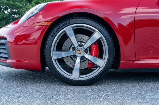 2022 Porsche 911 Carrera 4S Cabriolet