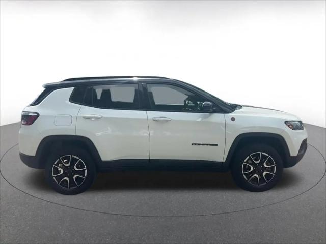 2025 Jeep Compass Trailhawk 4x4