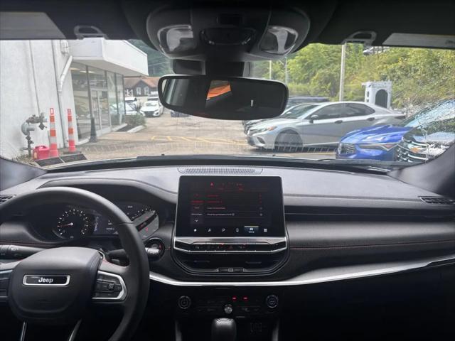 2025 Jeep Compass Trailhawk 4x4