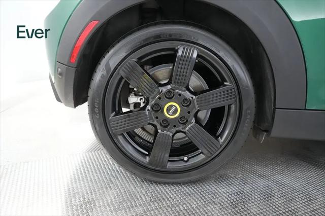 2024 MINI SE Hardtop Cooper