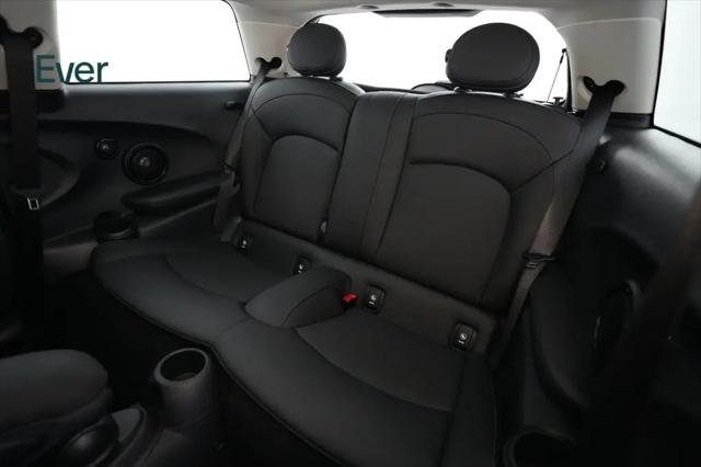 2024 MINI SE Hardtop Cooper