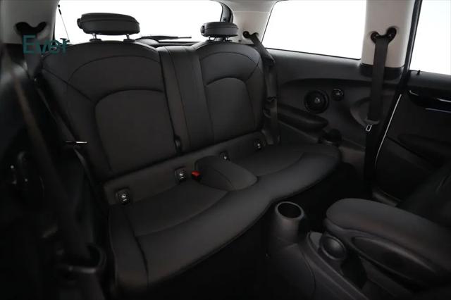 2024 MINI SE Hardtop Cooper