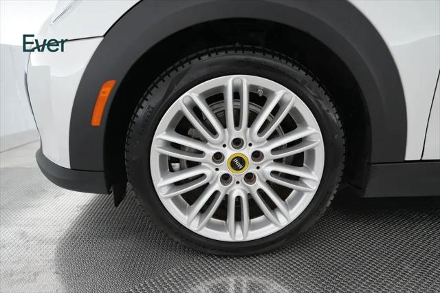 2024 MINI SE Hardtop Cooper