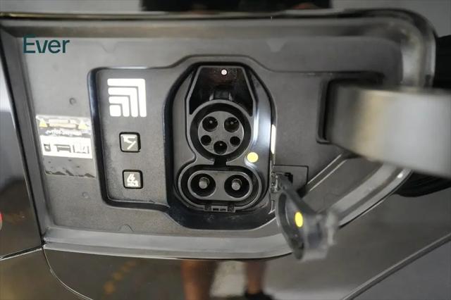 2024 Kia EV9 Wind
