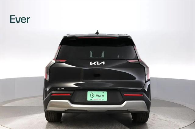 2024 Kia EV9 Wind