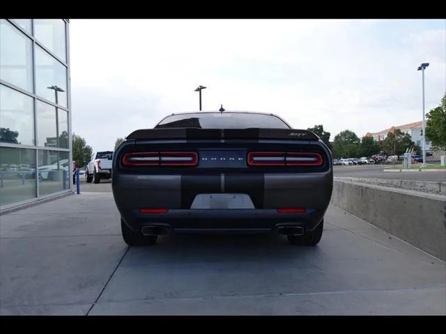 2016 Dodge Challenger SRT 392