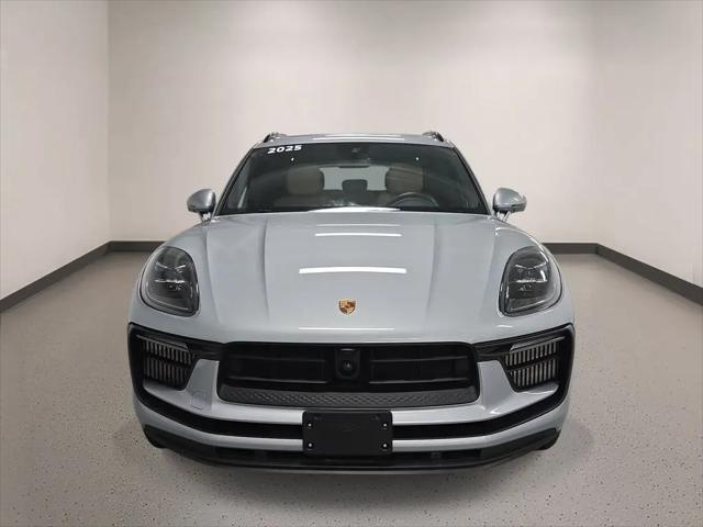 2025 Porsche Macan S
