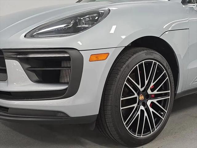 2025 Porsche Macan S
