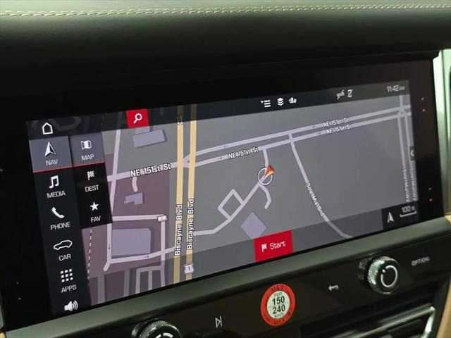 2025 Porsche Macan S