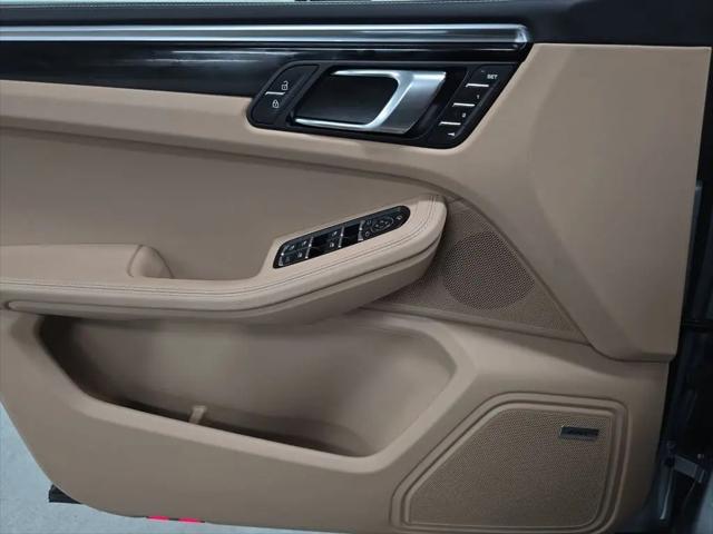 2025 Porsche Macan S