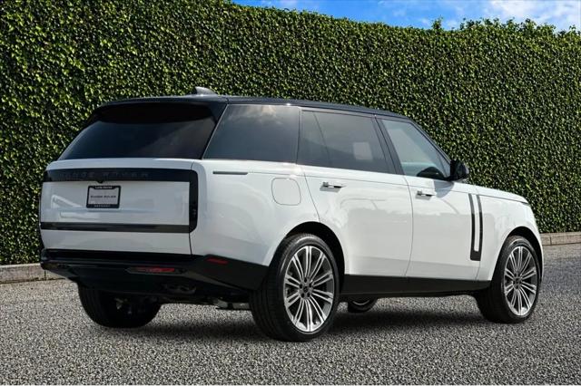 2026 Land Rover Range Rover P530 SE 7 Seat